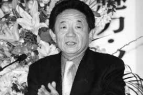 島田晴雄氏